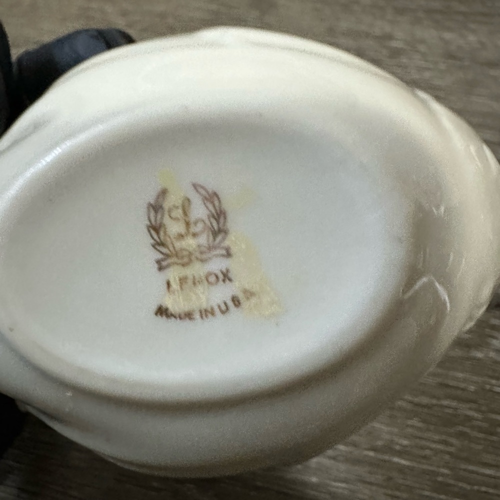Lenox Cream and 24k Gold Porcelain Swan Trinket Bowls - Picture 8 of 8